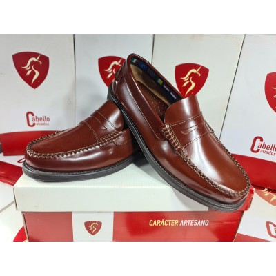 Castellano color cuero cosido